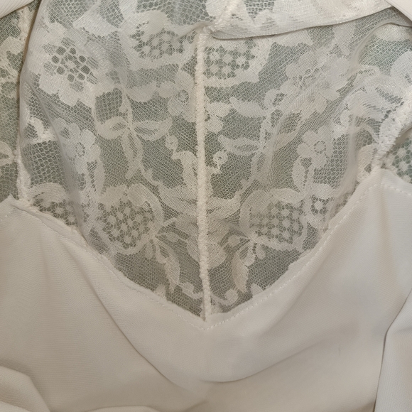 Vintage Vanity Fair Off-White Lace Full Slip. Made In USA. - Picture 6 of 16